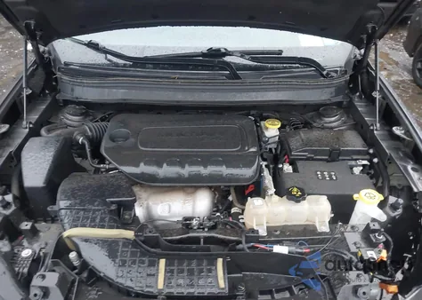 2020 Jeep Cherokee Latitude Plus 4X4 z USA, uszkodzony, nr VIN 1C4PJMLB4LD586912